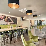 Super 8 by Wyndham Mainz Zollhafen
